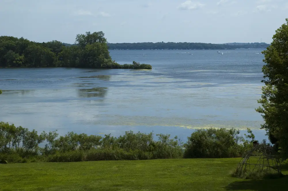 Iowa walleye and musky fishing