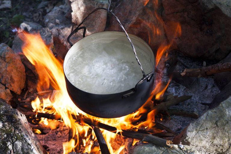 Dutch oven Campfire cooking