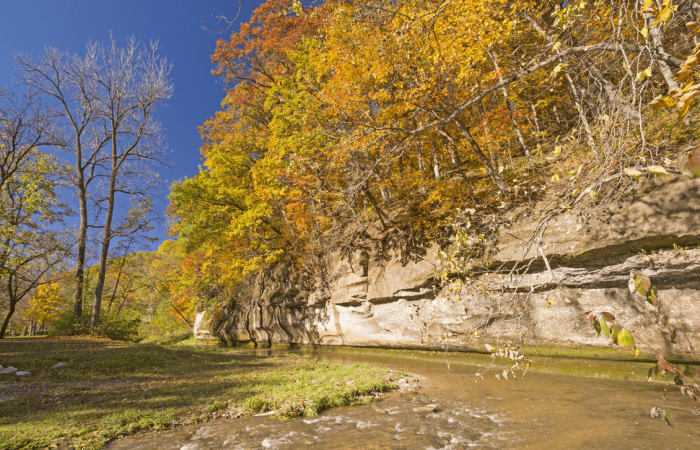 explore Iowa in the fall, fall leaves in iowa, where to see fall color in iowa